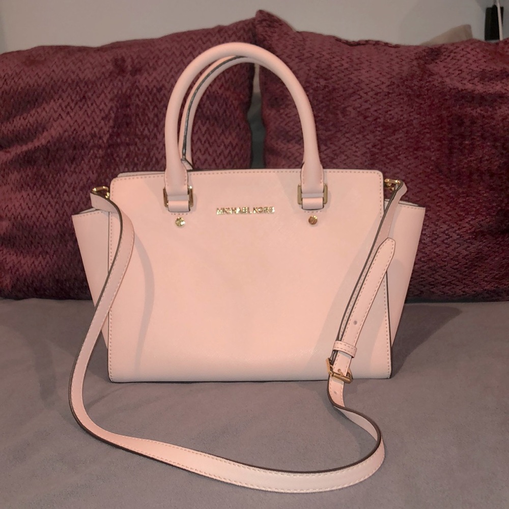 Michael Kors powder blush leather bag in EUC